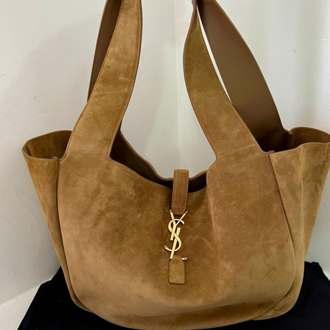 LE 5 BIS 7 BEA AUS VELOURSLEDER VON YVES SAINT LAURENT