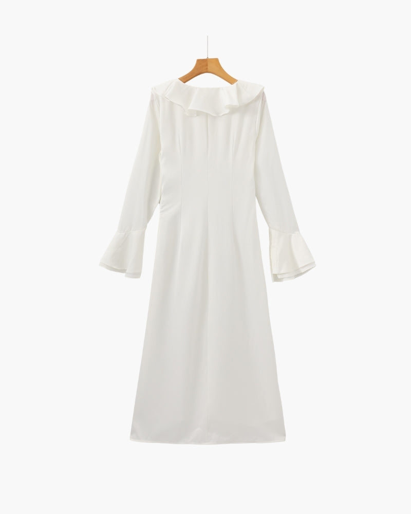 Midikleid mit Perlenknöpfen und Rüschen