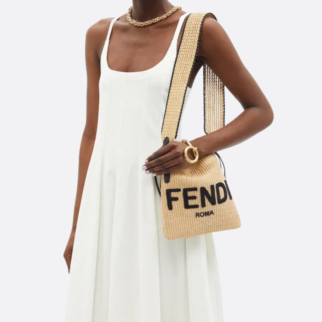 FENDI SACK KLEINE GEWEBTE STROHTASCHE IN BEIGE