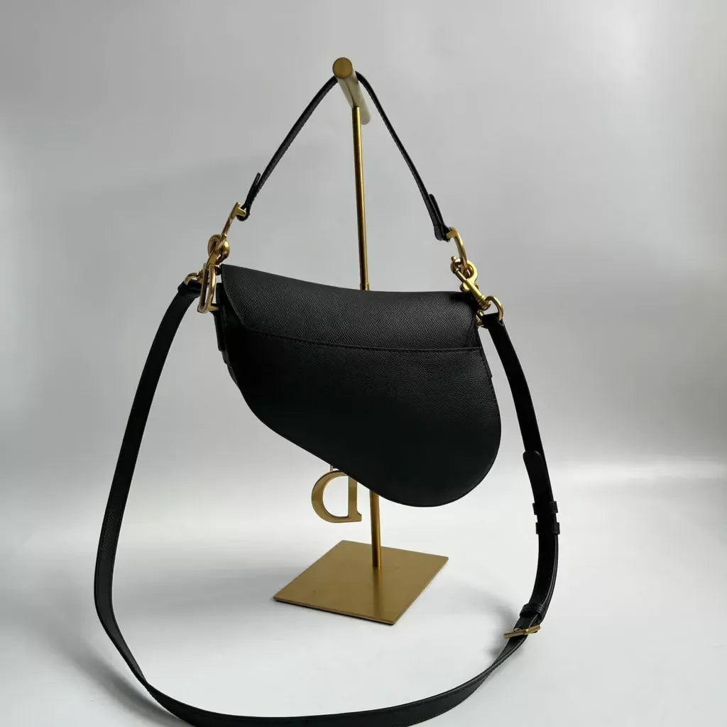 GROßE WEICHE SATTELTASCHE MIT RIEMEN VON DIOR