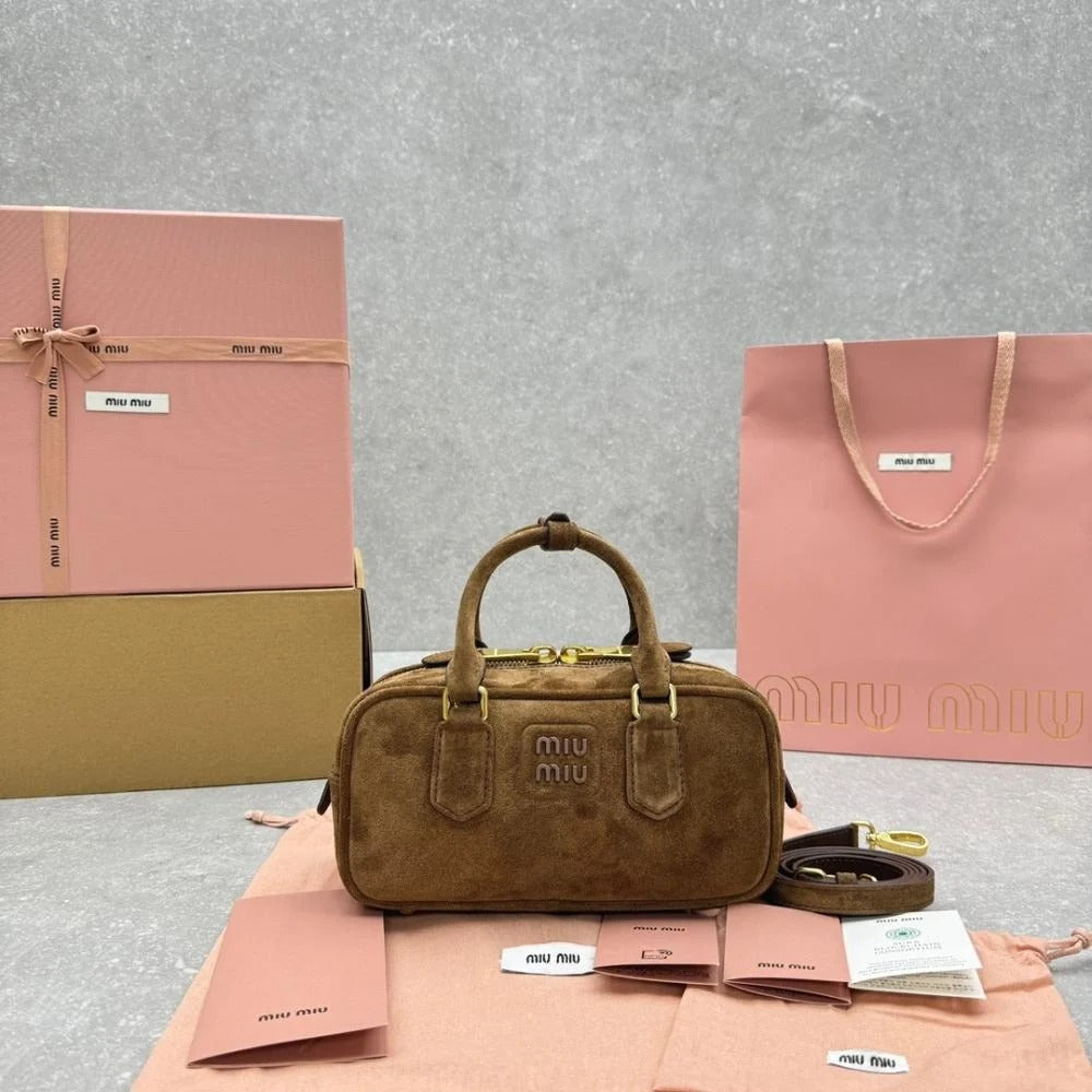 MIU MIU ARCADIE MATELASSÉ-TASCHE