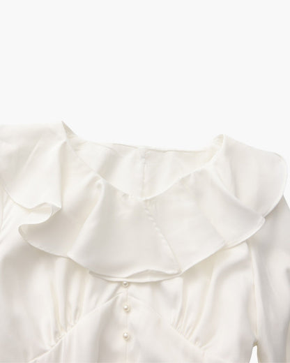 Midikleid mit Perlenknöpfen und Rüschen